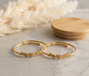 Kasli Luxe Gold-Finish Minimalist Bracelet