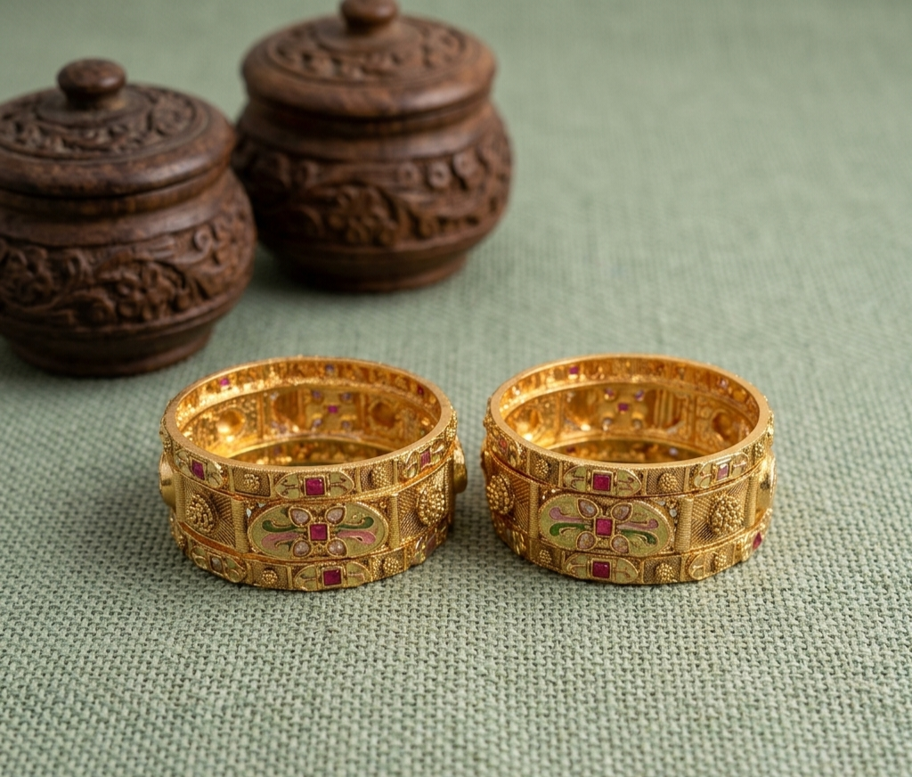 Kasli Premium Rajwadi Kundan & Meenakari Gold-Plated Kadas